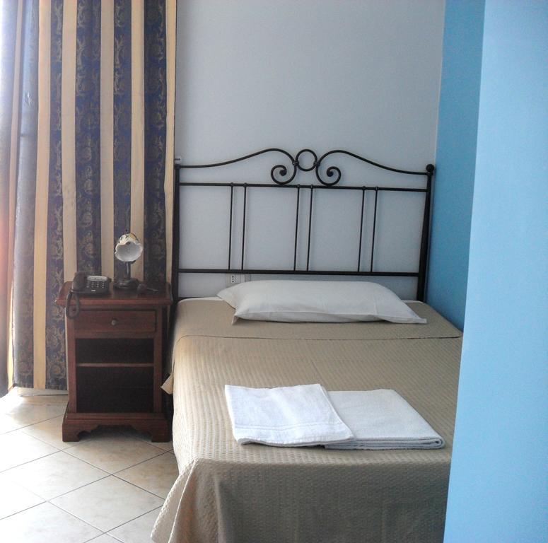 Hotel Piro Torrenova  ห้อง รูปภาพ